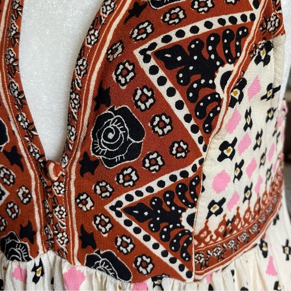 Free People Charlotte Tunic Tank Blouse Size Small Boho Racerback Collar V-Neck - Picture 10 of 13